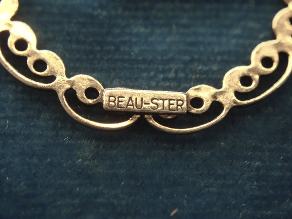 Vintage Beau Sterling 1 1/8 Inch Circle Pin - Great Condition - 2.1 Grams