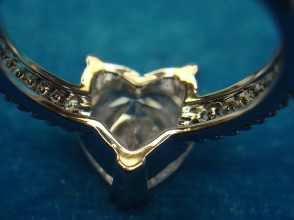 Sterling Silver Heart Ring with Large Simulated Diamond - Size 6.5