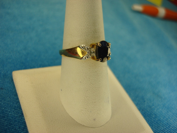 Deep Blue Topaz Sterling Silver Ring with Gold Vermeil (Size 8) - Pre-Owned