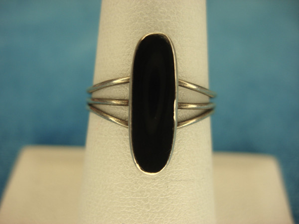 Vintage Sterling Silver Onyx Ring - Size 7 1/4