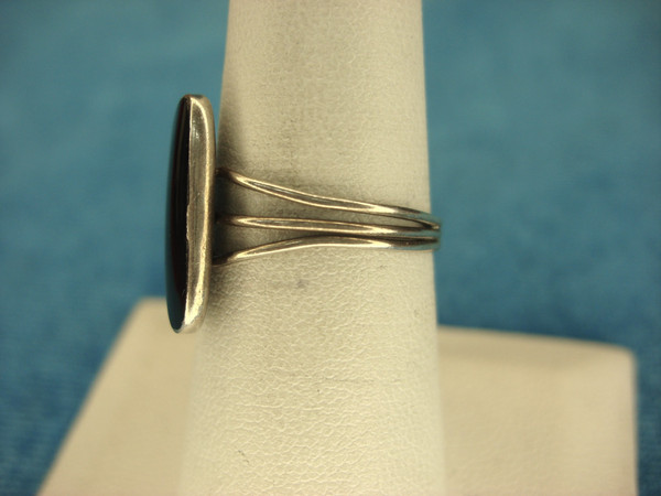 Vintage Sterling Silver Onyx Ring - Size 7 1/4