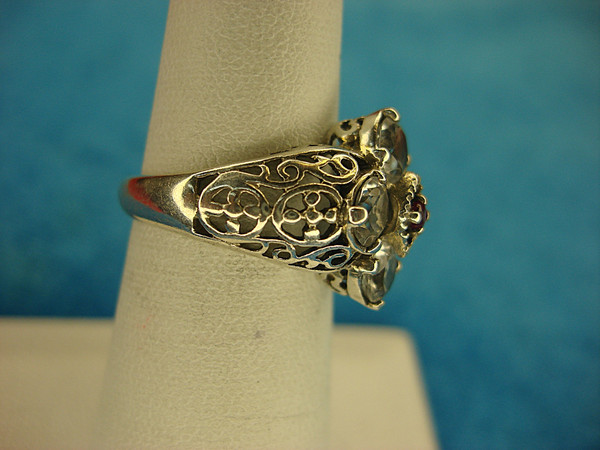 Sterling Silver Filigree Ring with Red Stone & Simulated Diamonds (Size 6)