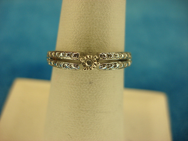 Sterling Silver Diamond Ring (Size 7) - Pre-Owned, Excellent Condition
