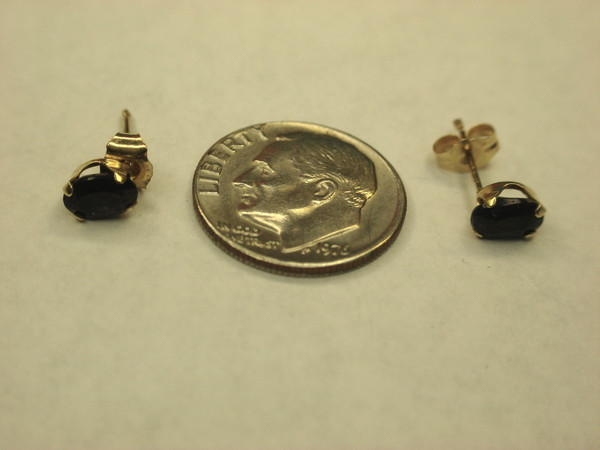 14K Yellow Gold Blue Sapphire Stud Earrings (1ctw) - Pre-Owned