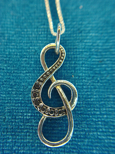 Sterling Silver Treble Clef Necklace | Elegant Pre-Owned Pendant for Musicians