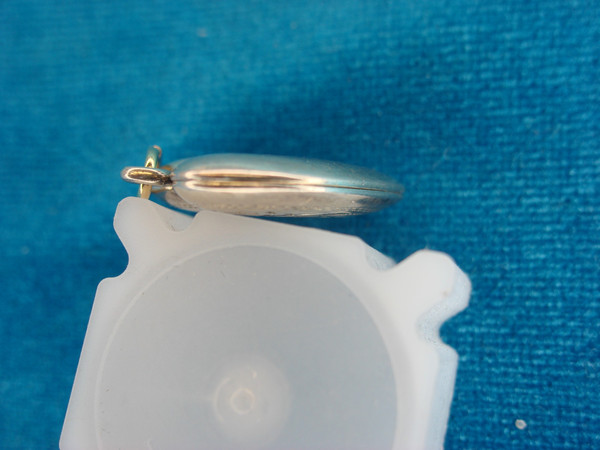 Vintage Gold Filled Locket - 12K GF Extra Fancy Design,  Secure Snap Closure