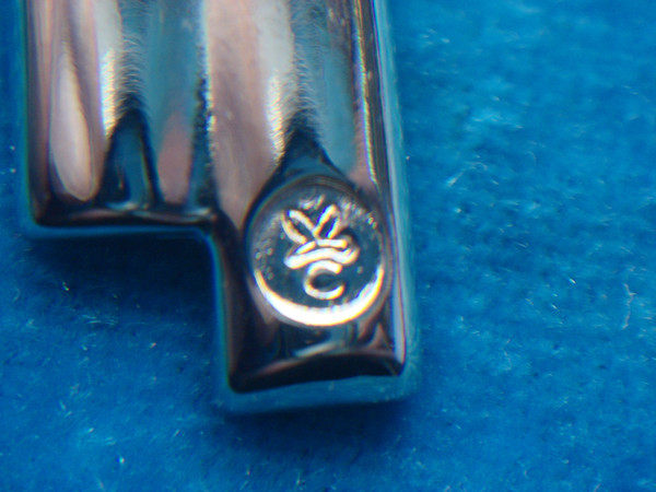 Elegant Abalone Shell Pendant Necklace - Polished Silver Tone, 16