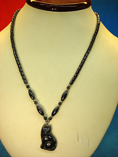 Handmade Hematite Cat Pendant Necklace - Black Stainless Steel Chain (17