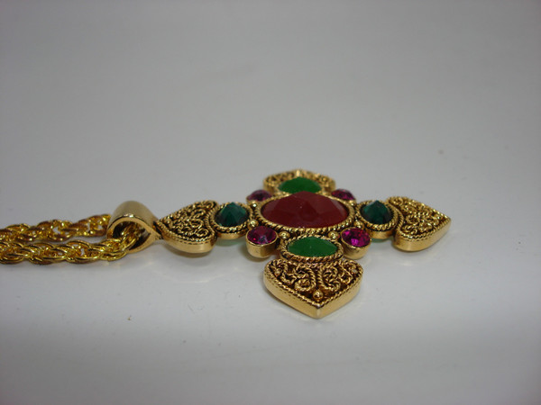 Vintage Byzantine Cross Pendant Necklace - 24