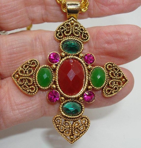 Vintage Byzantine Cross Pendant Necklace - 24