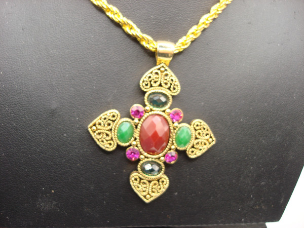 Vintage Byzantine Cross Pendant Necklace - 24