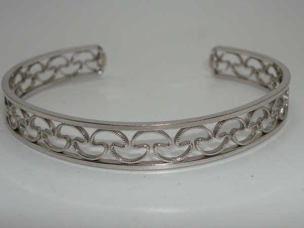 Vintage Krementz Silver Filigree Cuff Bracelet (6 3/4