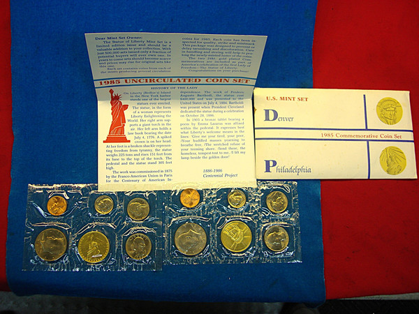 1985 Statue of Liberty Centennial Coin Set - Uncirculated 5-Coin Set with 2 Gold-Plated Coins