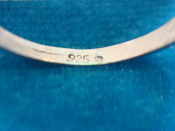 Sterling Silver Filigree Ring with Green Stone & Leaves - Size 9.75