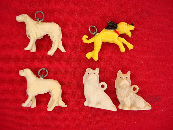 Vintage 1940s Celluloid Dog Figurines - Set of 5 Collectible Puppies