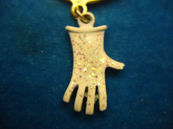 Vintage Michael Jackson Thriller Glove Pin - Collectible Gold Tone Record with Glittered Glove