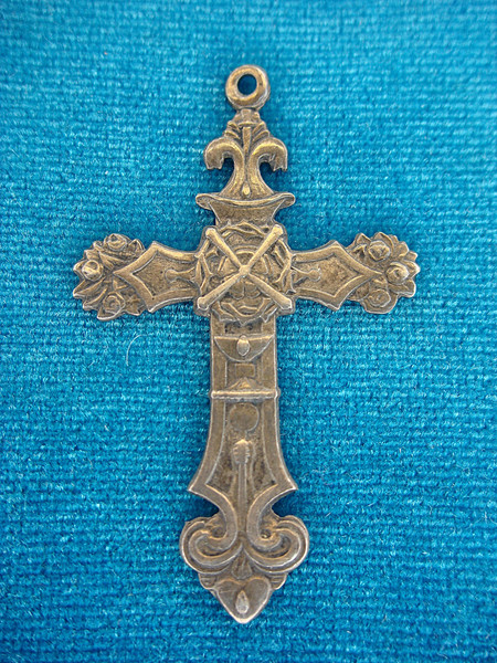 Sterling Silver S Sitio Cross Pendant - Ornate Design, Pre-Owned