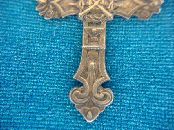 Sterling Silver S Sitio Cross Pendant - Ornate Design, Pre-Owned