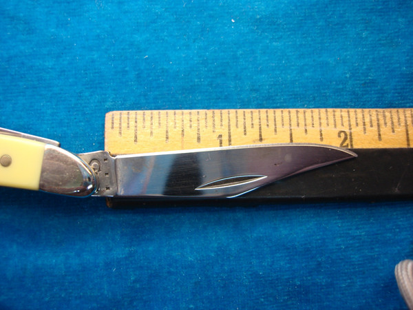 Vintage CASE XX #3220 Peanut Pocket Knife - Two Blades, Excellent Condition