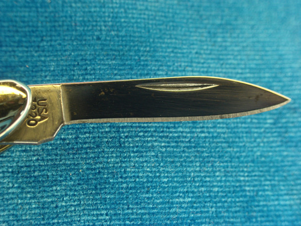 Vintage CASE XX #3220 Peanut Pocket Knife - Two Blades, Excellent Condition