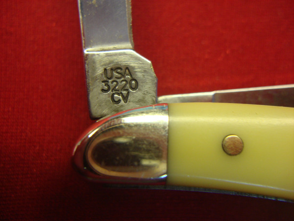 Vintage CASE XX #3220 Peanut Pocket Knife - Two Blades, Excellent Condition