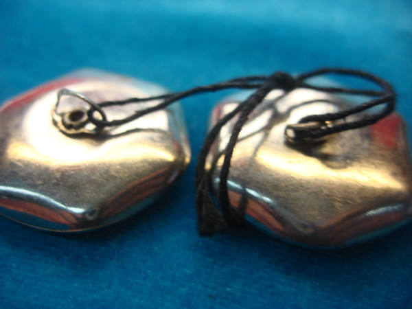 Vintage Button Collection: Diverse Lot of Old Time Buttons for Collectors