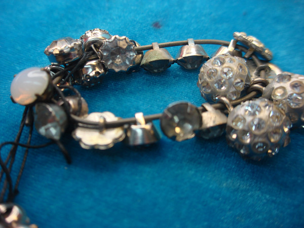 Vintage Button Collection: Diverse Lot of Old Time Buttons for Collectors