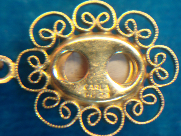 14K Gold Filled Carla Cameo Pendant Necklace - 18 Inch Chain