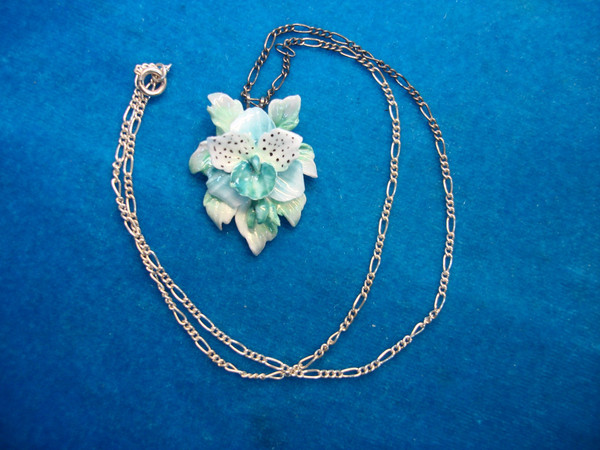 Vintage Hand-Painted Bone China Leaf Pendant & Chain | Fine English Estate Jewelry