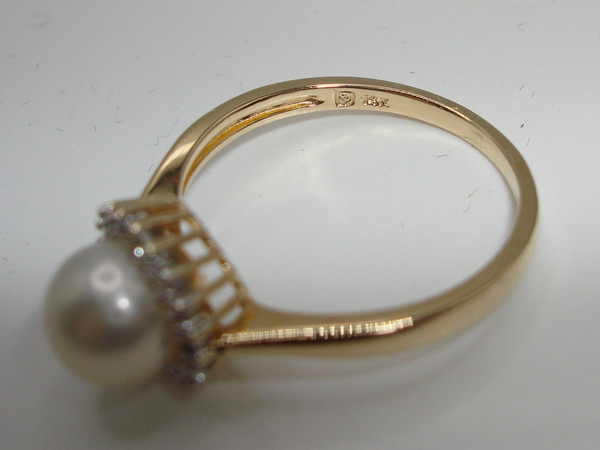 Elegant 14K Gold Pearl & Diamond Accent Ring - Size 7