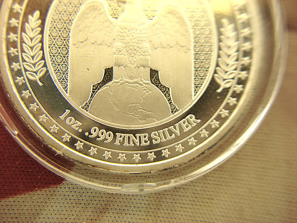 INFOWARS Silver Round - 1 oz .999 Fine Silver, SIC SEMPER TYRANNIS Motto, Collectible Capsule