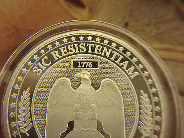 INFOWARS Silver Round - 1 oz .999 Fine Silver, SIC SEMPER TYRANNIS Motto, Collectible Capsule