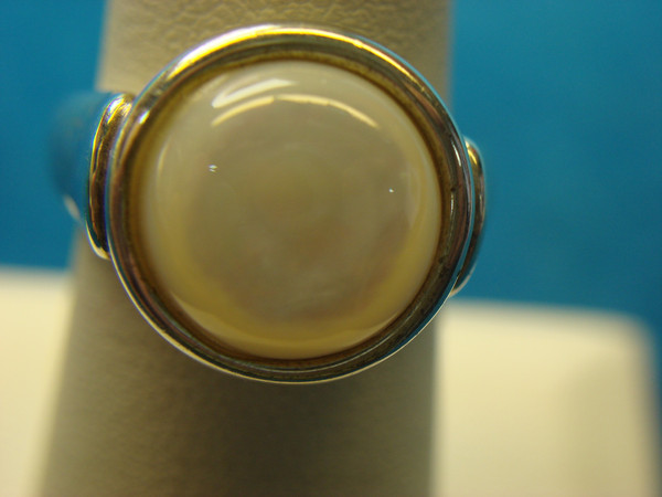 Sterling Silver Moonstone Ring - Size 6 3/4 - Pre-Owned