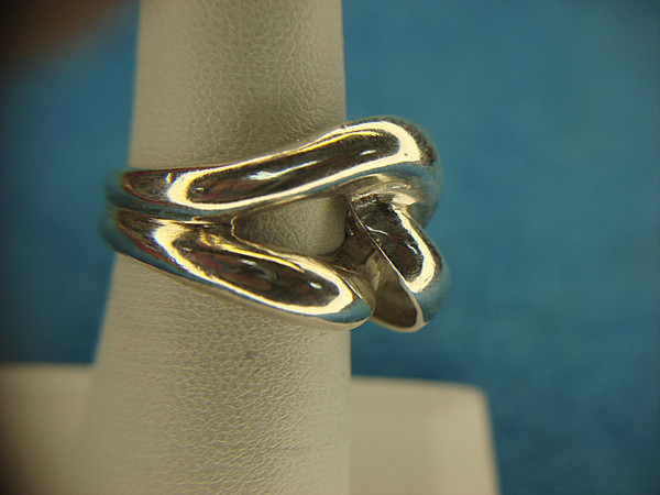 Sterling Silver Crossover Ring (Size 6) - Heavy, Pre-Owned, 9.8g