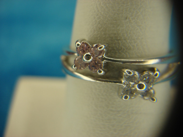 Sterling Silver Floral Ring with Pink & Clear Stones - Size 7.5