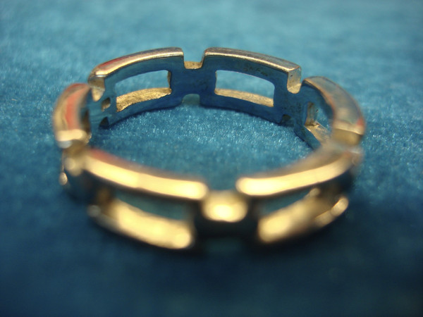 Sterling Silver Link Pattern Band Ring (Size 9) - Pre-Owned