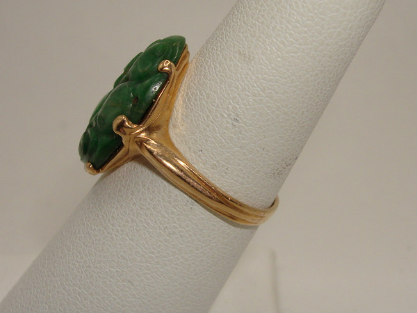 Vintage 14K Gold Carved Jade Ring | Size 6.5 | Elegant & Unique