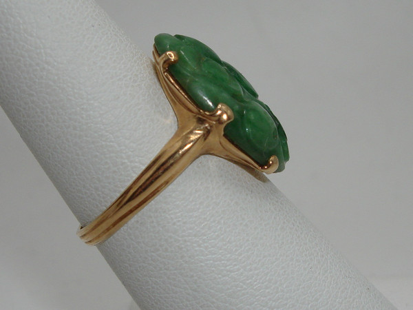 Vintage 14K Gold Carved Jade Ring | Size 6.5 | Elegant & Unique