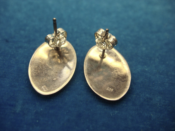 Sterling Silver Abstract Spiral Earrings with Black Enamel - Modern & Elegant (Pre-Owned)