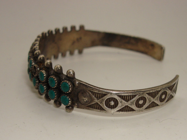 Vintage Zuni Sterling Silver Cuff Bracelet with Turquoise Accents - Signed & Authentic