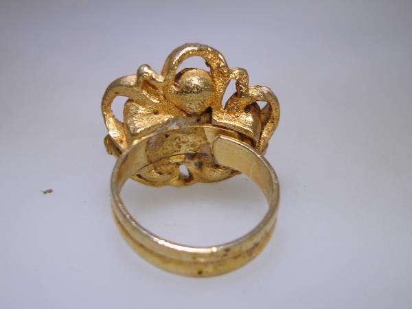 Vintage 1960s Emerald Green Rhinestone Cocktail Ring | Adjustable Size 7