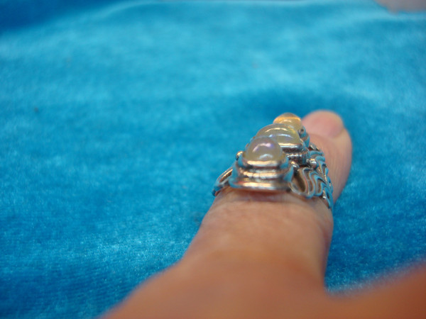 Sterling Silver Ring with 3 Oval Opals - Size 6 3/4 (Pre-Owned)