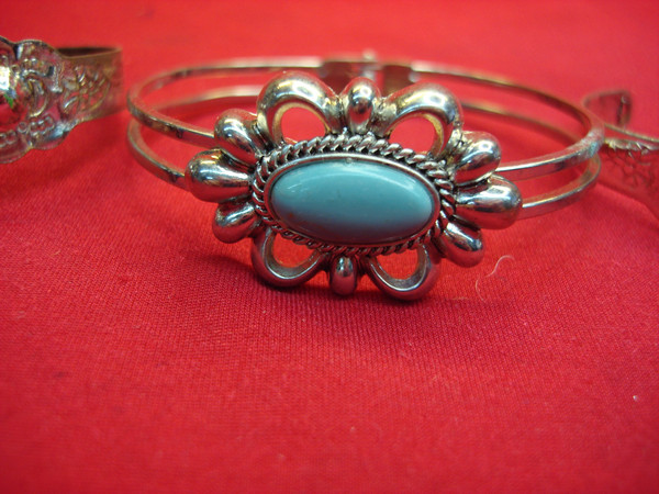 Vintage Southwestern Style Bracelet Lot (4 Pcs) - Estate Find, Sizes 6-7