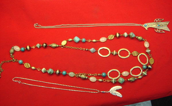 Estate Southwestern Style Necklace Set of 3 - Vintage Charm & Artisan Craftsmanship