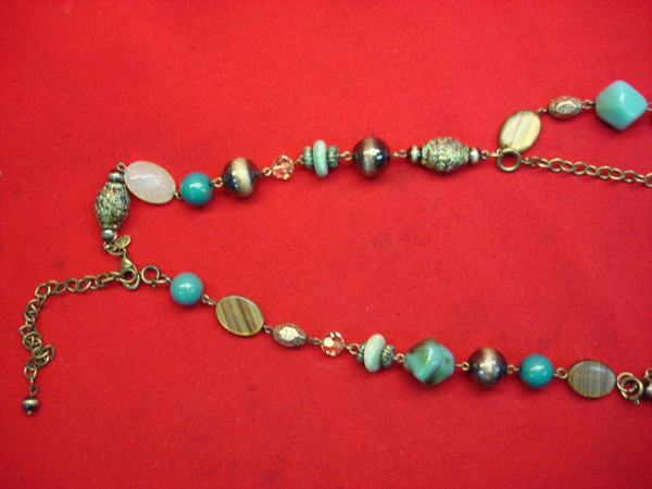 Estate Southwestern Style Necklace Set of 3 - Vintage Charm & Artisan Craftsmanship