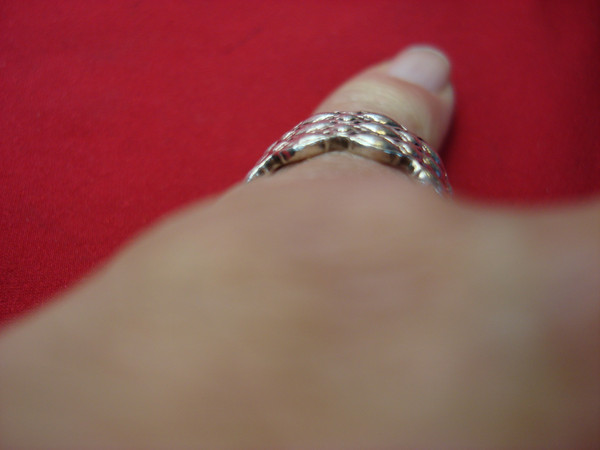 Sterling Silver Band Ring with Intricate Pattern - Size 9.5