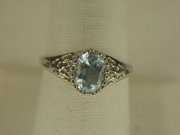 Sterling Silver Filigree Ring with Light Blue Stone - Size 9, Pre-Owned Excellent Condition