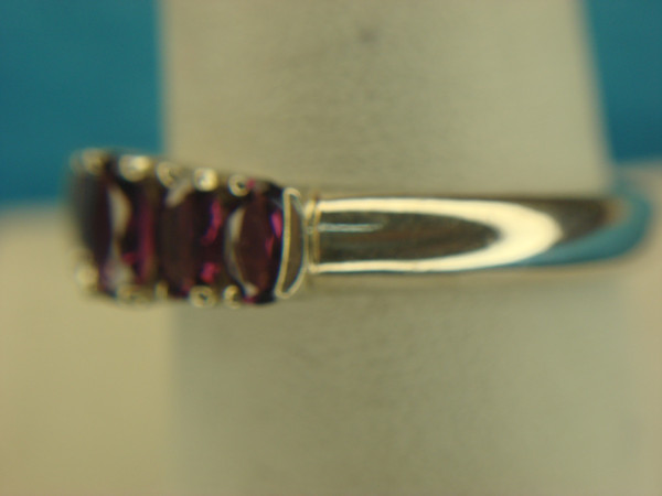 Sterling Silver Ring with 5 Purple Gemstones - Size 10 (Pre-Owned, Excellent Condition)