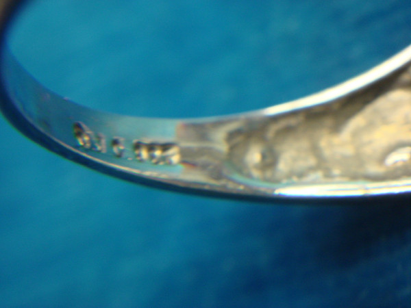 Stunning Sterling Silver Ring w/ Blue & Purple Gemstones - Size 9 3/4