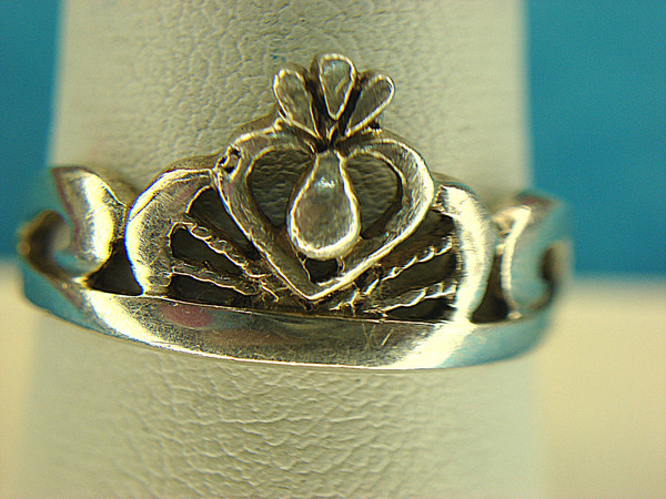 Sterling Silver Miss America Princess Crown Ring (Size 9) - Elegant Vintage Design